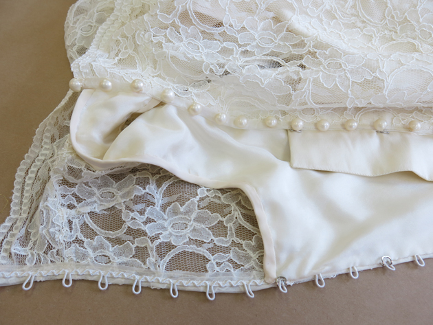 Caitlin’s Couture Bridal Buttons, Linings, and Waist Stay