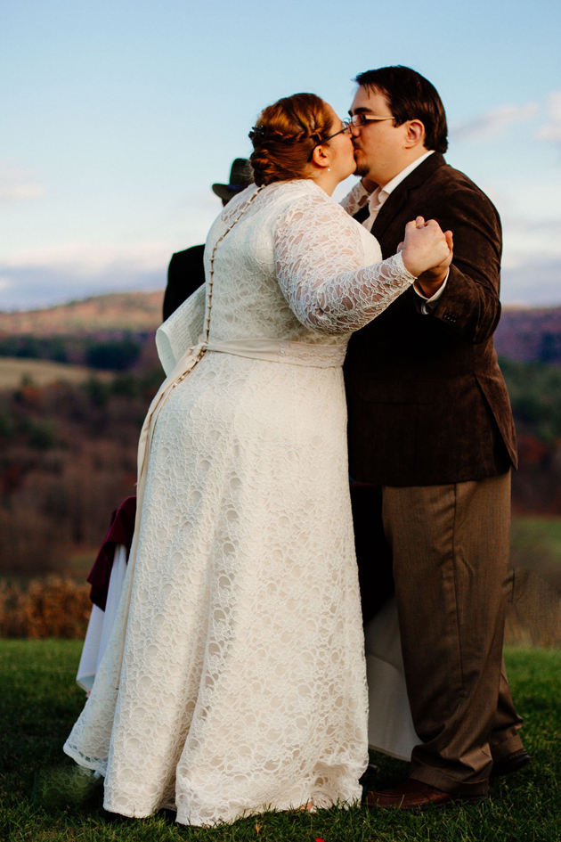View More: http://lulumiere.pass.us/caitlin-and-evan-get-married